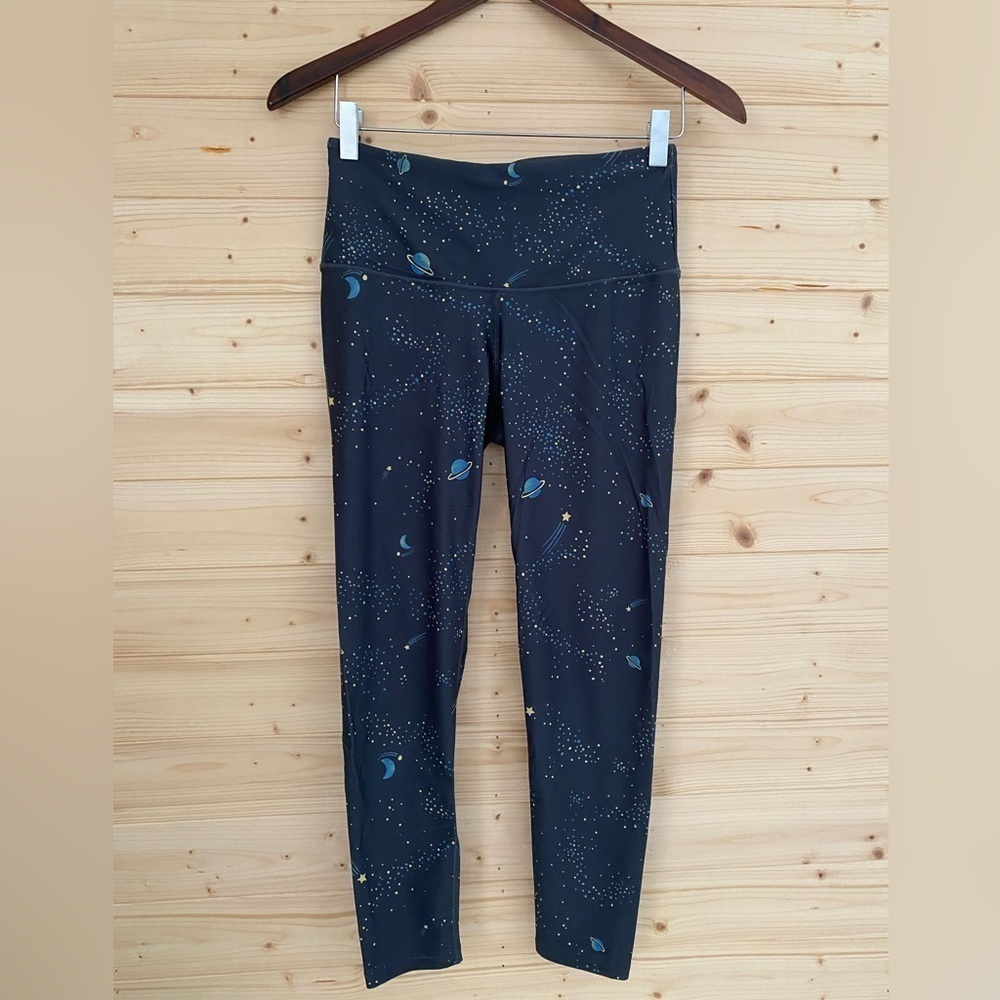 Victoria's Secret Sport Leggings Sz S Gray Cosmic Space Print Workout Yoga Pants